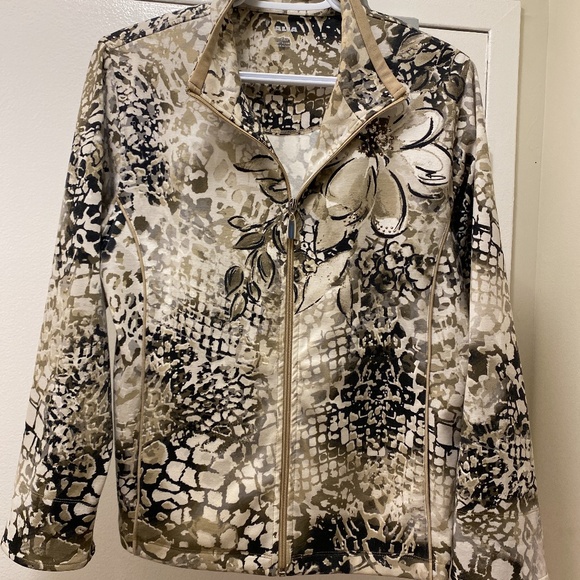 Alia Zip Up Jacket - Picture 1 of 7